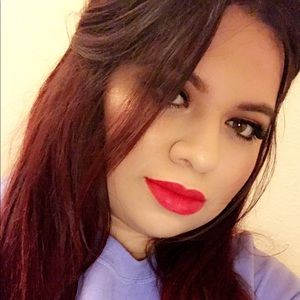 Meet your Posher, Ariana